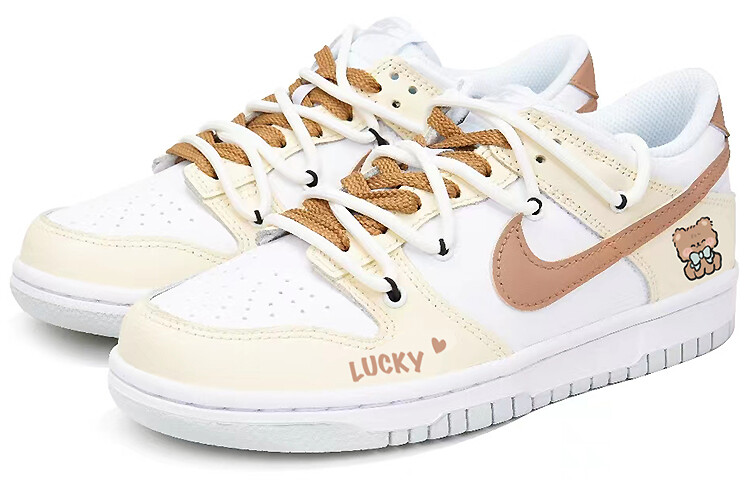 

Женские кроссовки для скейтбординга Nike Dunk, White