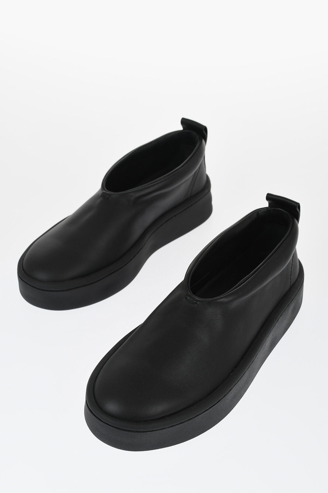 

Кроссовки Jil Sander из кожи с резиновой подошвой, черный