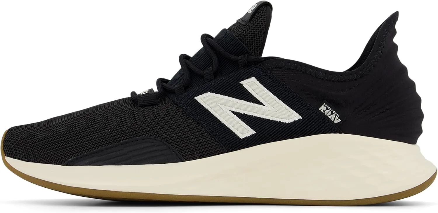 Кроссовки для бега New Balance Men's Fresh Foam Roav V1, черно-белый — фото 2