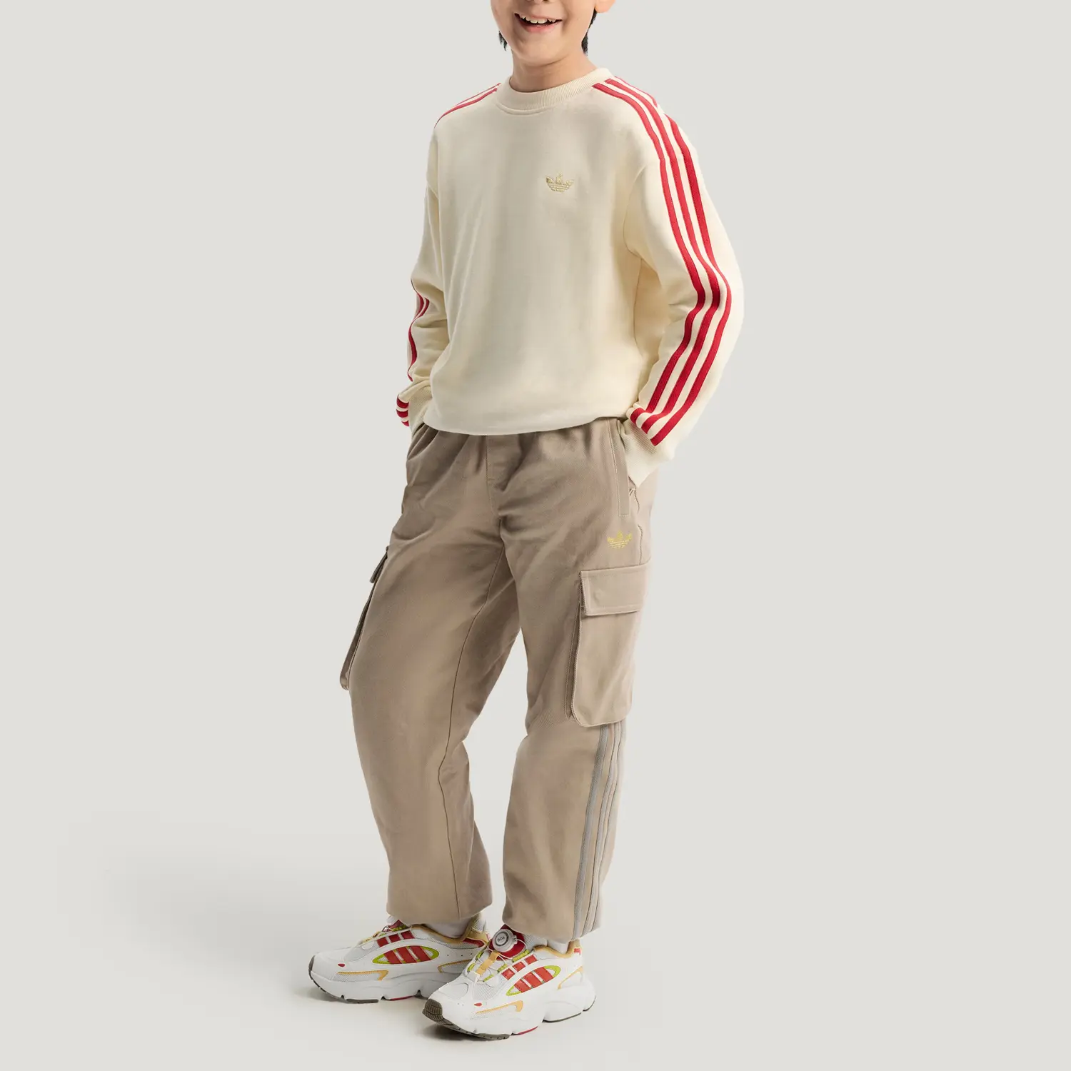 Детская толстовка FW25 Adidas Originals, айвори/светлый scarlet — фото 4