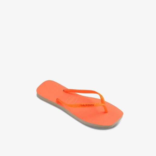 Квадратные резиновые шлепанцы с тисненым логотипом и блестками Havaianas, бежевый — фото 3