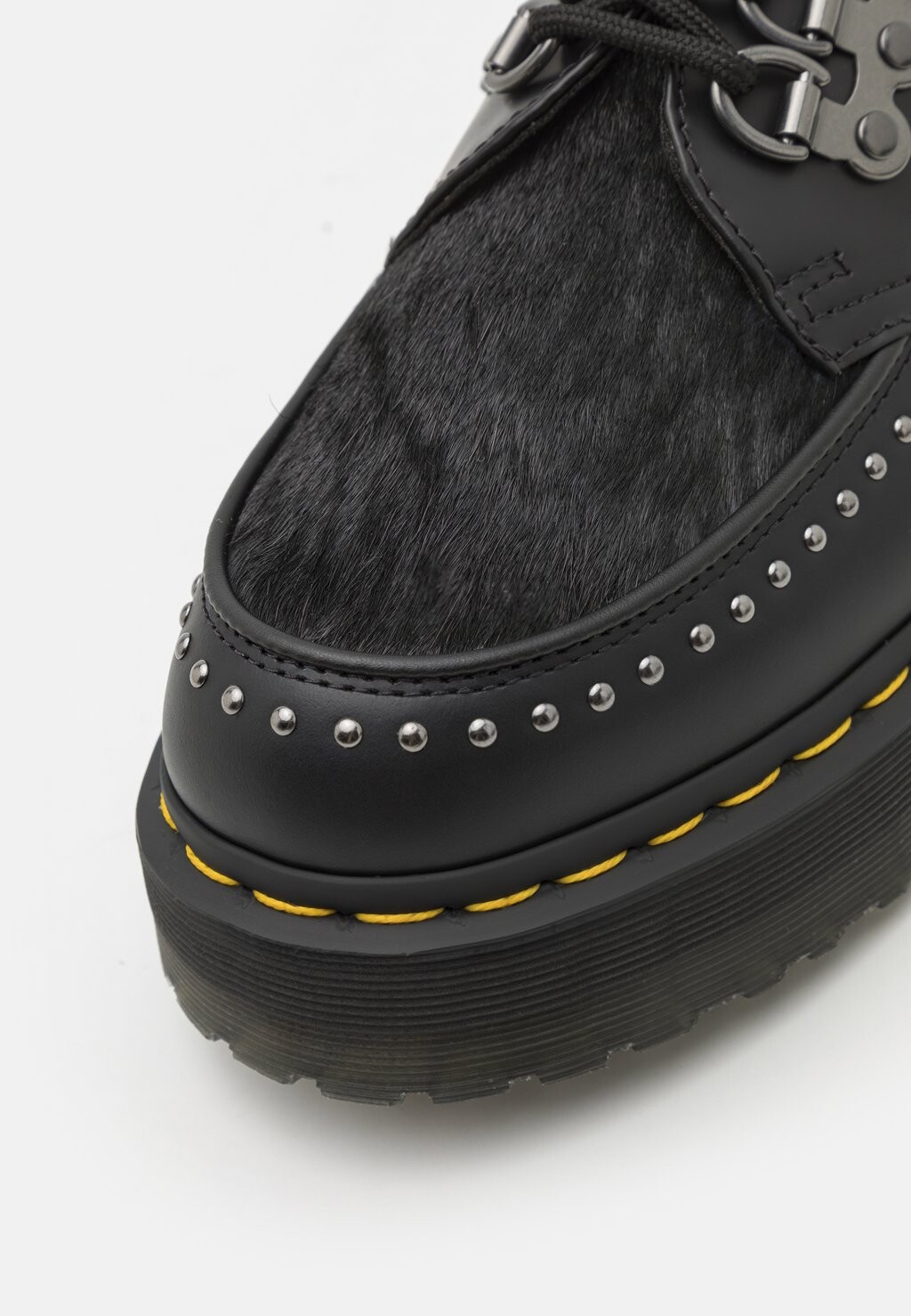 

Обувь на шнуровке RAMSEY QUAD UNISEX Dr. Martens, черный