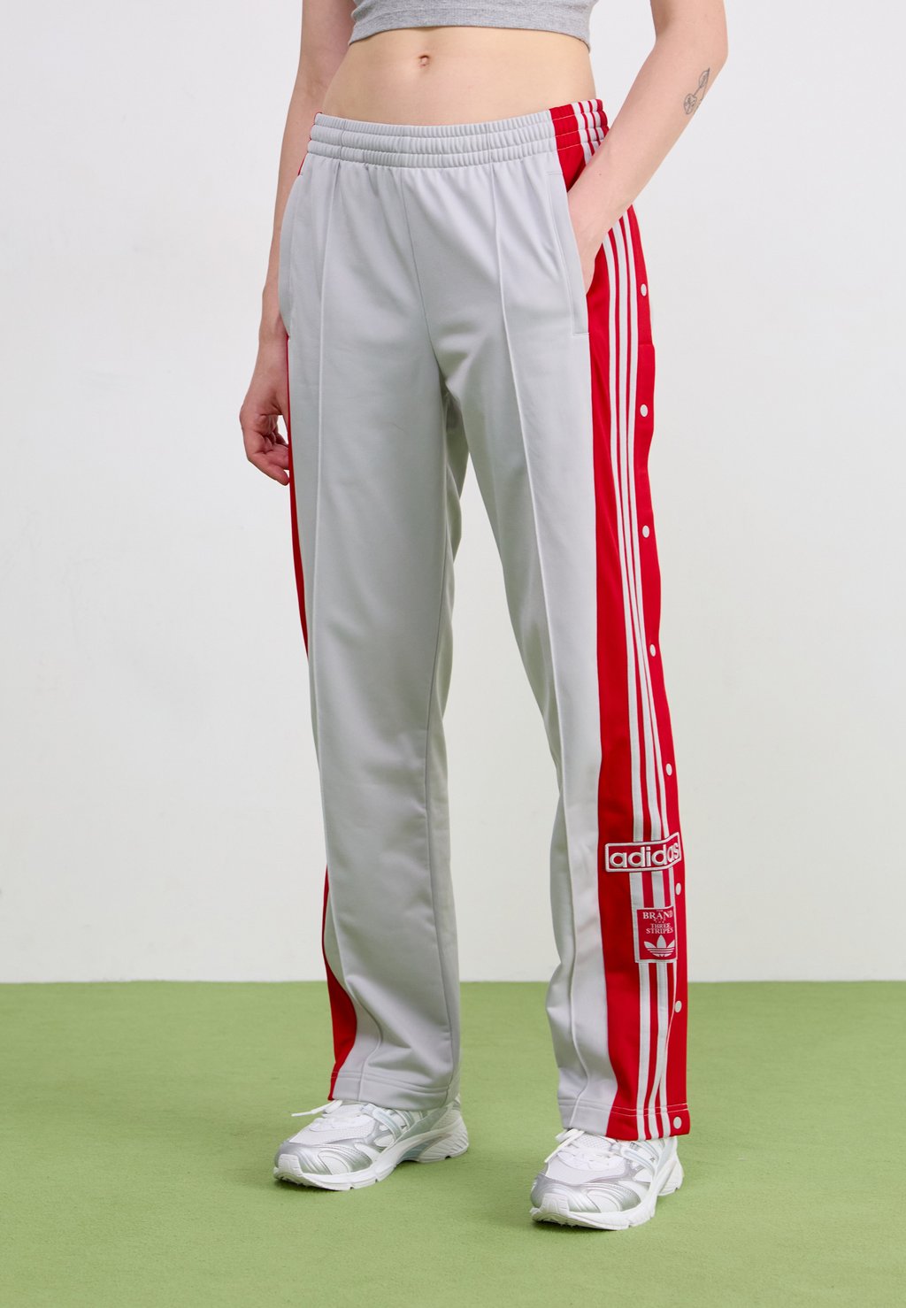 

Спортивные штаны BREAK Adidas Originals, серый