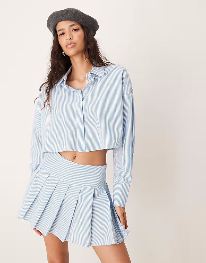 

Укороченная рубашка ASOS DESIGN Ultimate в сине-белую полоску