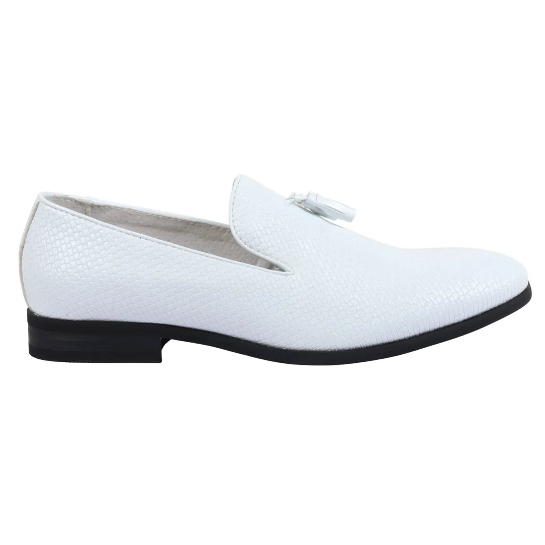 

Лоферы на шнурках с кисточками кожаные классические туфли TruClothing, белый