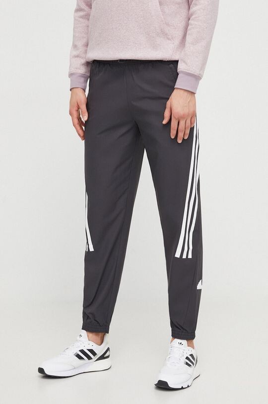 

Спортивные штаны adidas, черный
