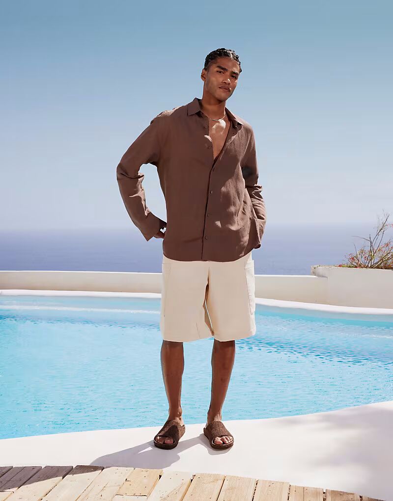 

Длинные шорты из фактурной ткани кремового цвета Asos Design