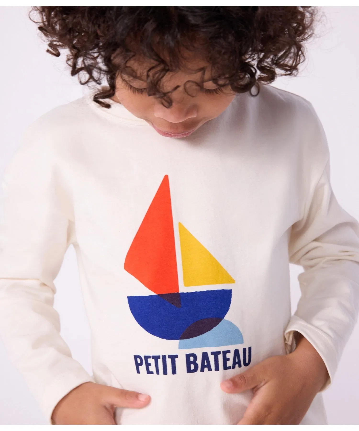 Детская жёлтая хлопковая футболка с длинным рукавом PETIT BATEAU — фото 2