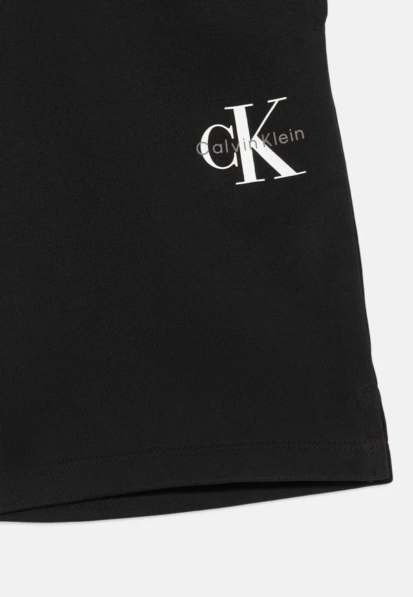 Унисекс шорты с монограммой свободного кроя Calvin Klein Jeans, Black — фото 3