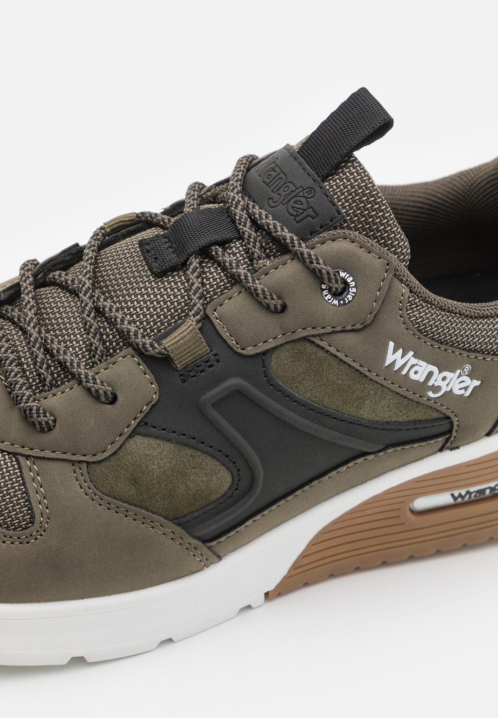 

Кроссовки STEVE RUNNER MEN Wrangler, оливковый