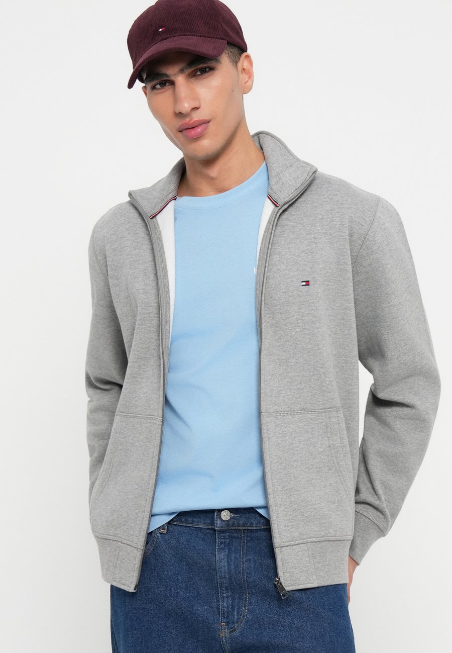 Толстовка Tommy Hilfiger ESSENTIAL STAND COLLAR, Medium Grey Heather/Mottled Grey — фото 4
