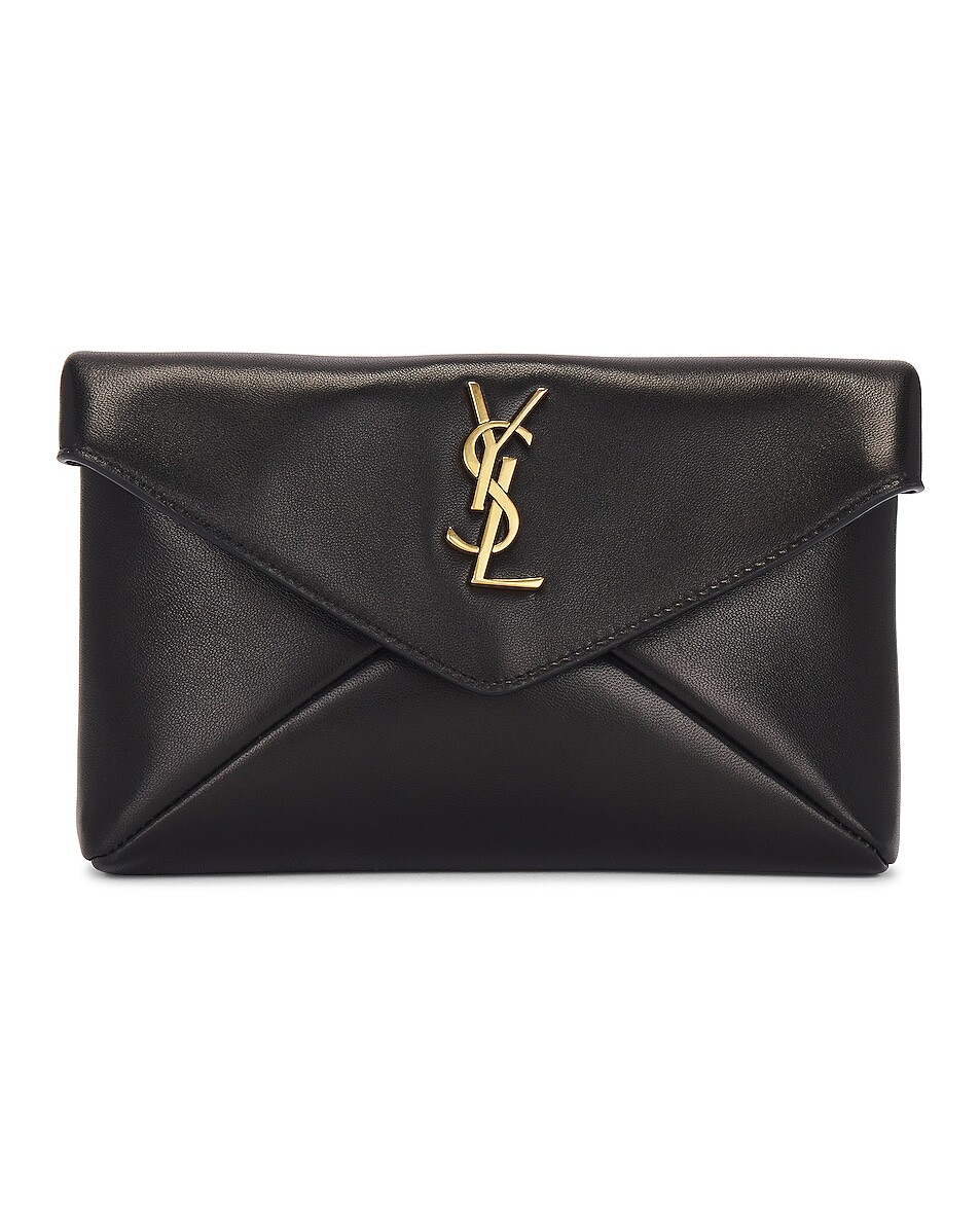 

Сумка Saint Laurent Small Cassandre Envelope Pouch, нуар