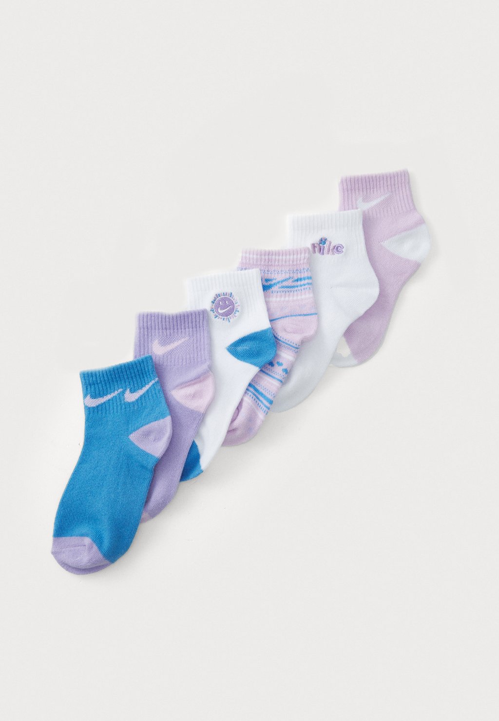 

Носки SUNNY ANKLE UNISEX 6 PACK Nike Sportswear, сиреневый