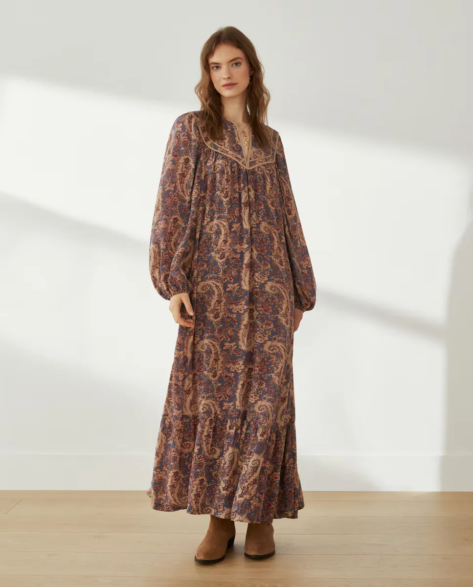 

Длинное платье с принтом PaIsley и мягкой подкладкой на груди Southern Cotton, цвет Tostado