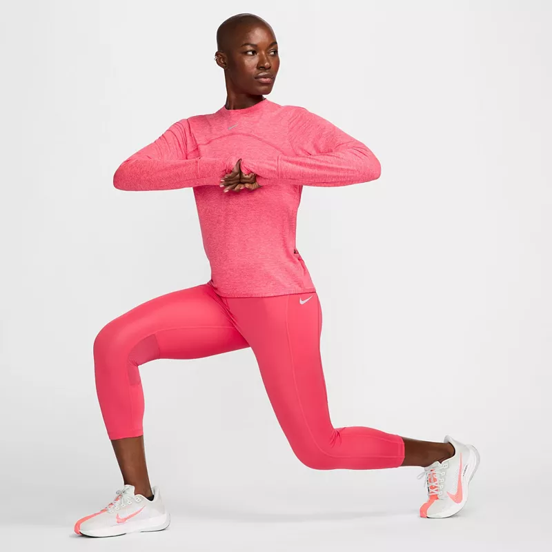 

Женская беговая футболка Nike Dri-FIT Swift Element UV, цвет Aster Pink