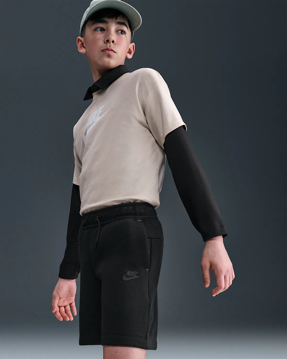 Детские шорты Nike Sportswear Tech Fleece для мальчиков, Black/Black — фото 2