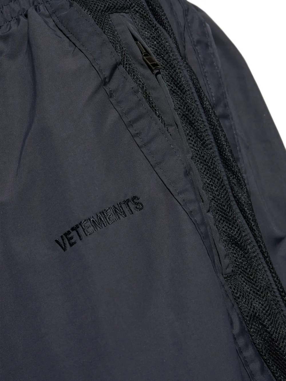 Брюки с сетчатыми вставками Vetements, черный — фото 4