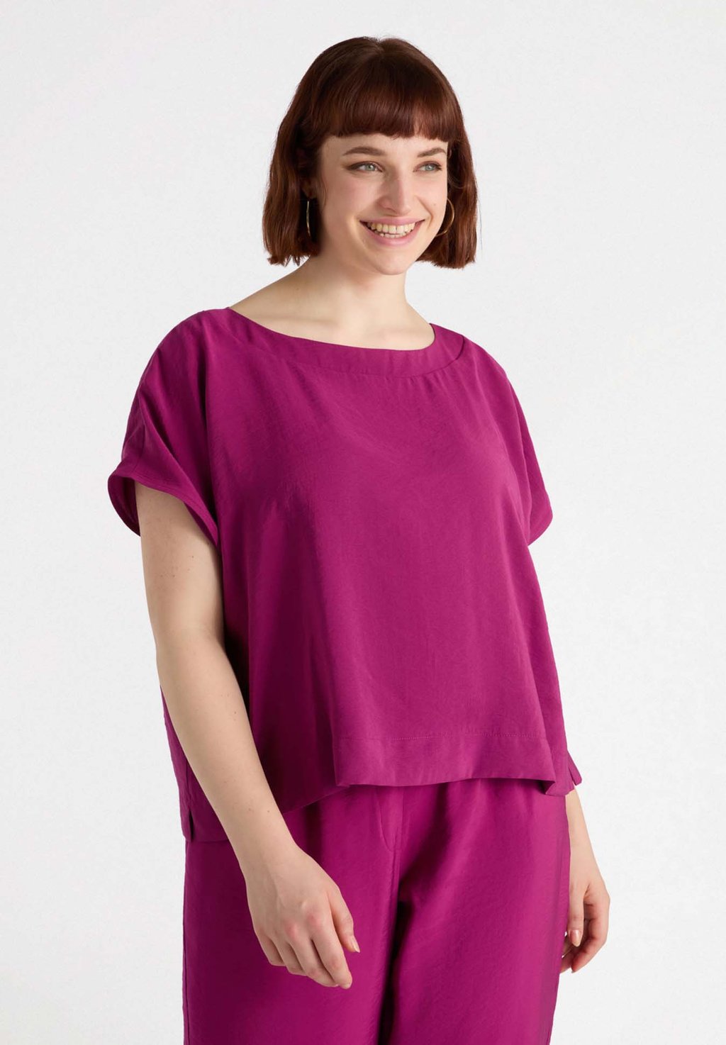 

Блуза BOXY IN OPACO Fiorella Rubino, фиолетовый