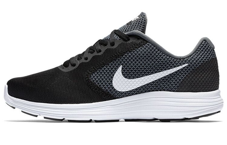 

Кроссовки Nike REVOLUTION 3 Мужчины