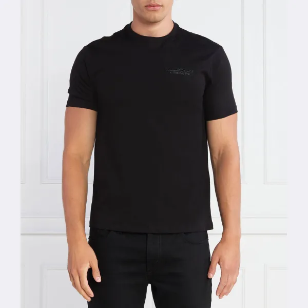

Футболка стандартного кроя Armani Exchange, черный