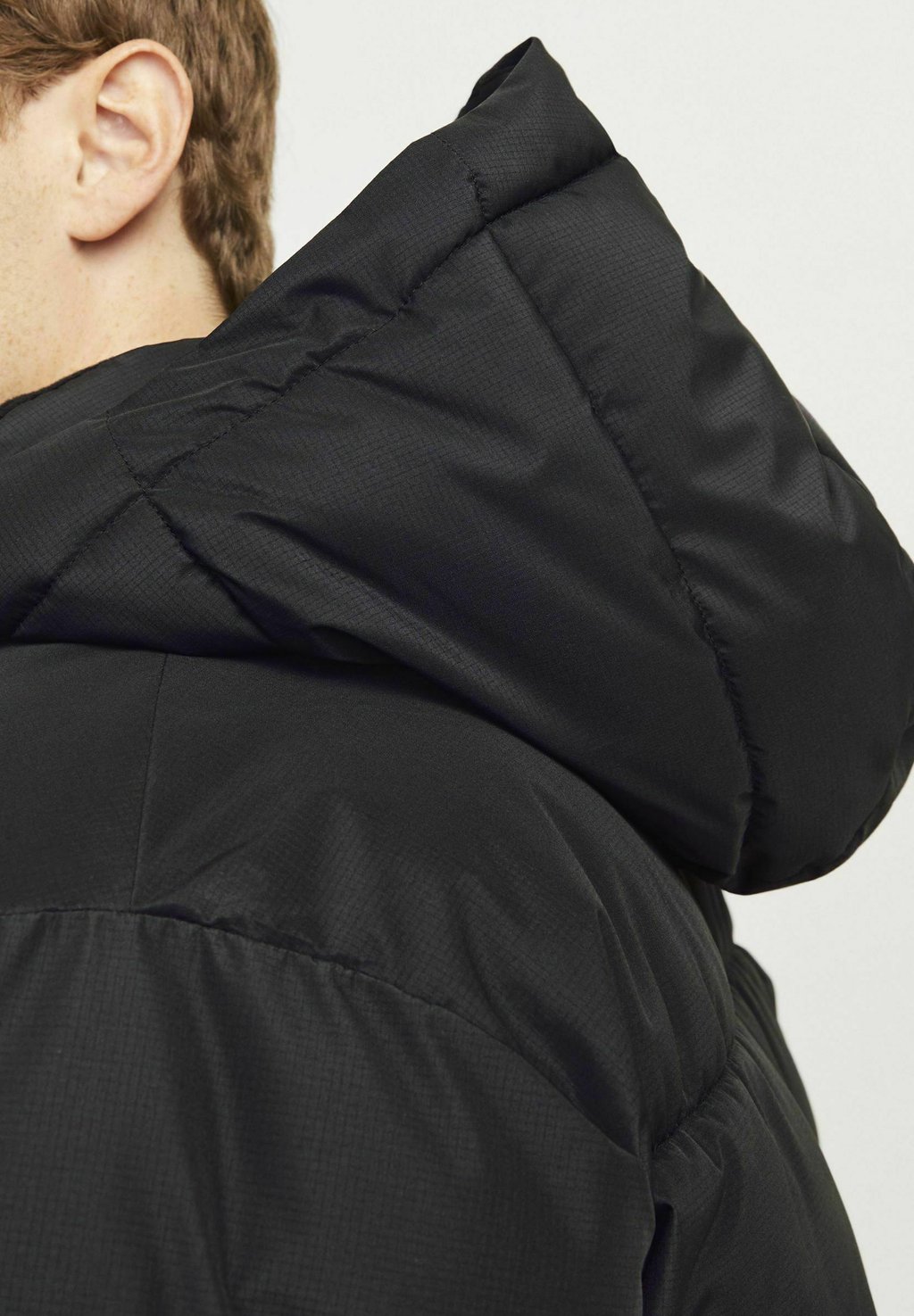 

Зимняя куртка STEPP Jack & Jones, черный