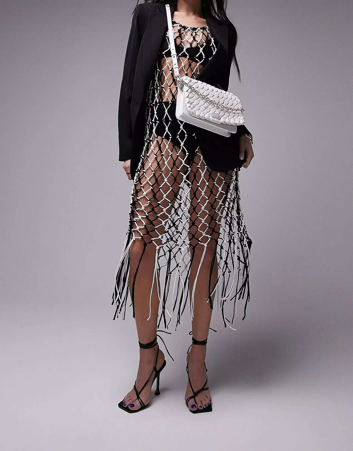 

Белая плетеная сумка через плечо Topshop