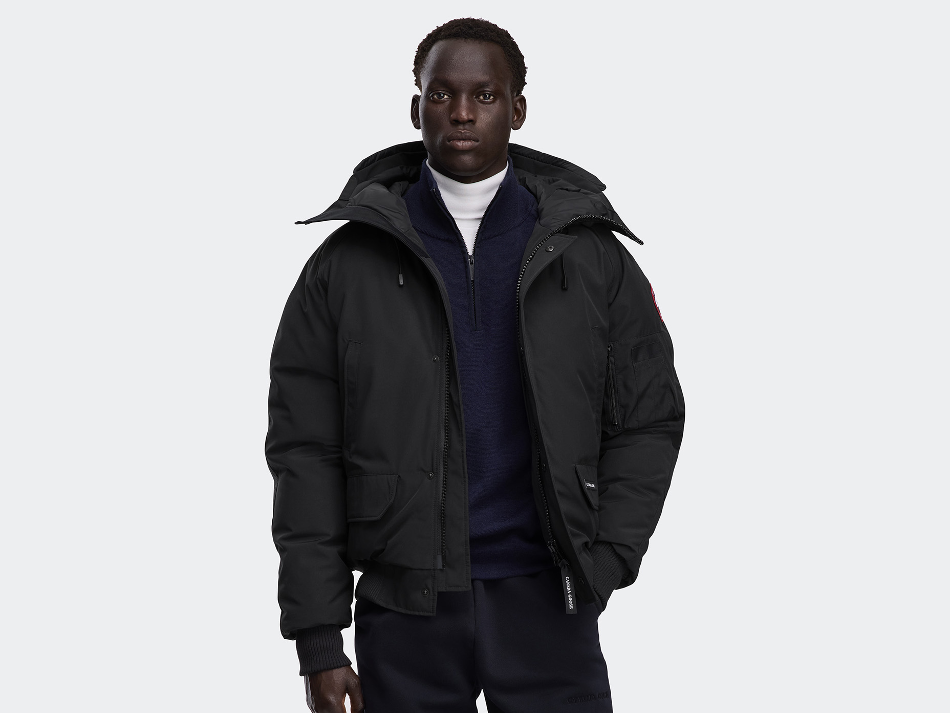 

Бомбер Canada Goose Chilliwack, черный