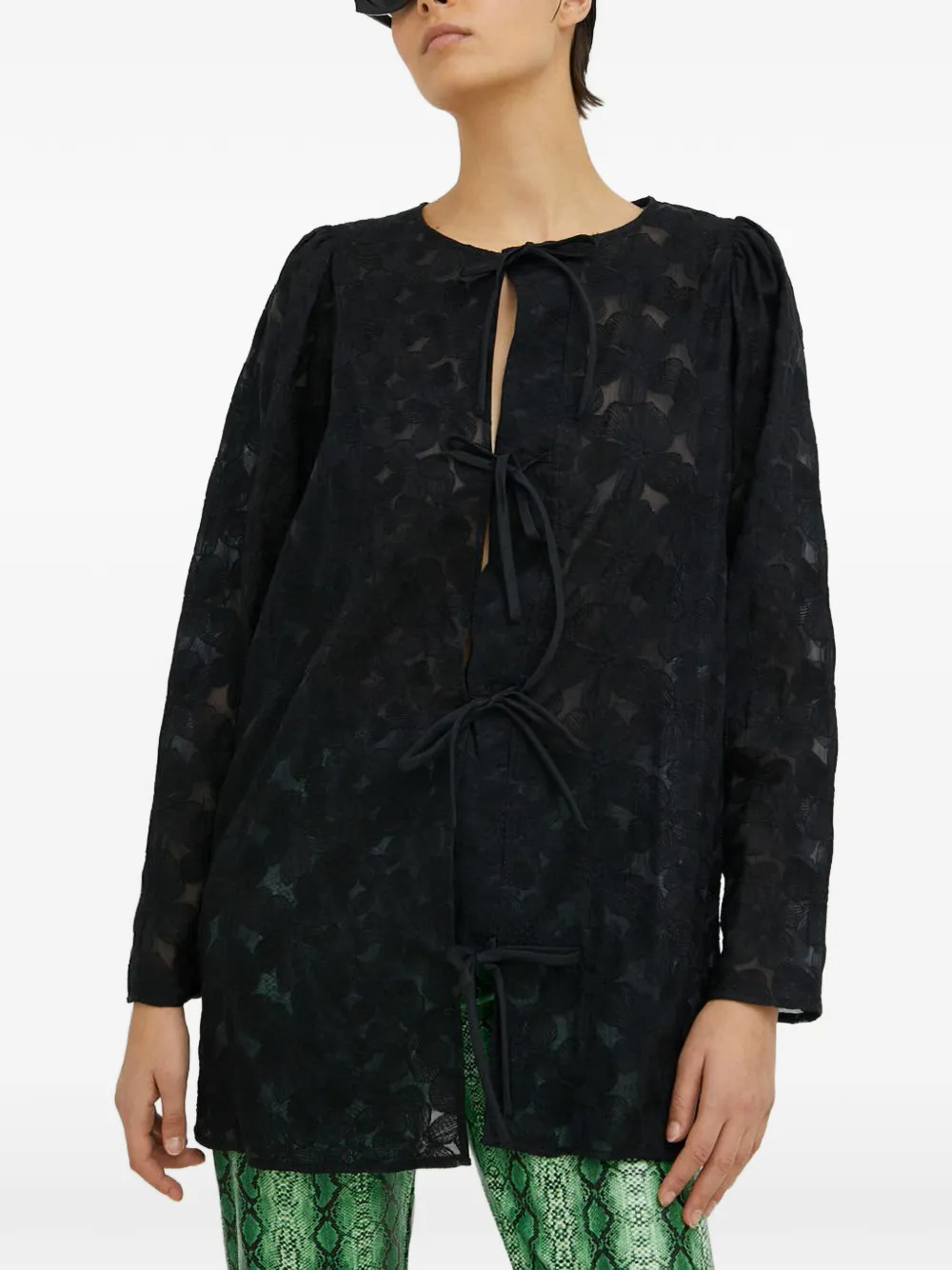 

Топ с завязкой Resume, черный