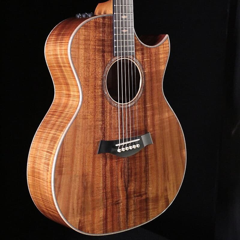

Акустическая гитара Taylor 2019 Custom GA