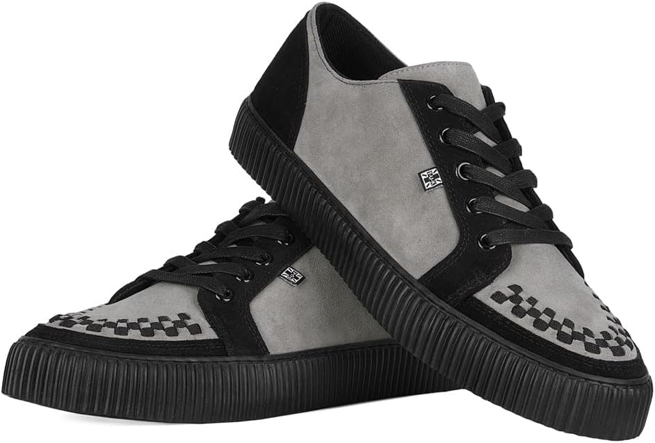 Кроссовки T.U.K. Suede Creeper для женщин и мужчин, Шнуровка, черная переплетенная текстура и люверсы, Классическая рифленая подошва и сетчатая подкладка, Комфорт с памятью формы для повседневной носки — фото 2
