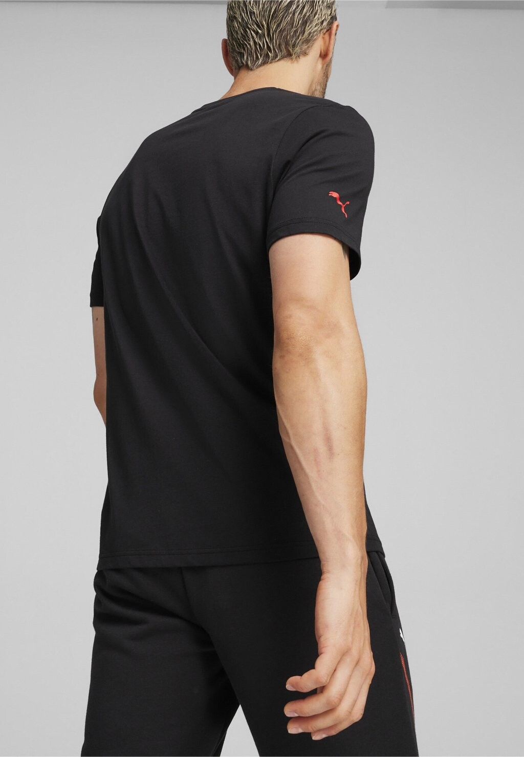 

Футболка с принтом LOGO Puma, цвет puma black