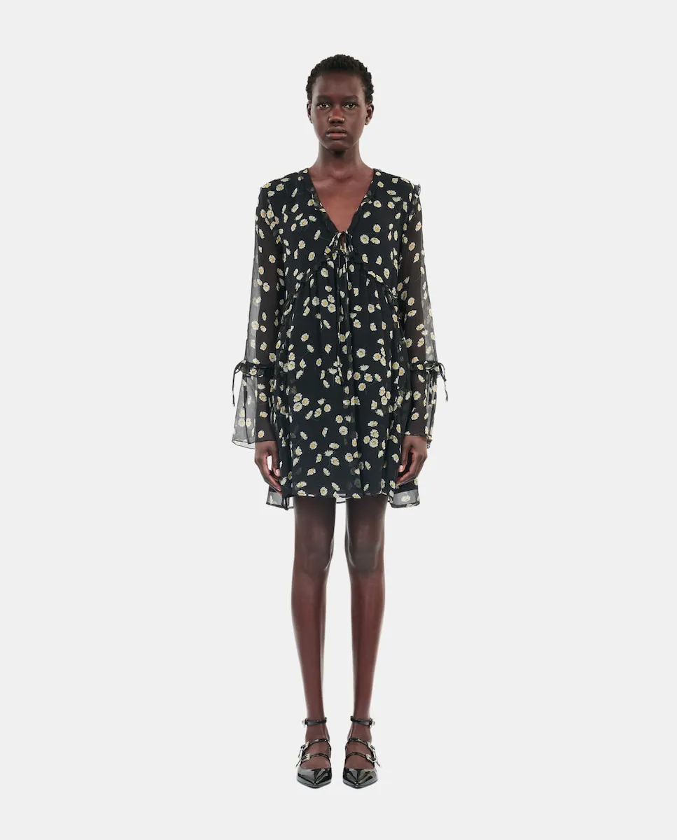 

Короткое шелковое платье с цветочным принтом The Kooples, черный