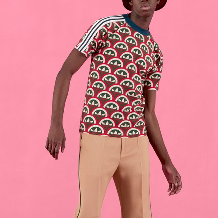 Футболка Gucci x adidas Trefoil T-shirt 'Red Green', красный — фото 4