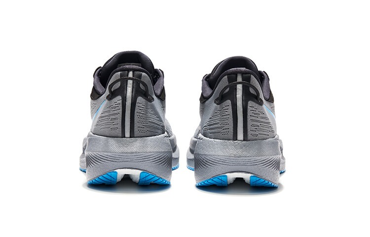 Кроссовки saucony Triumph 21 мужские, Серый/Черный — фото 4