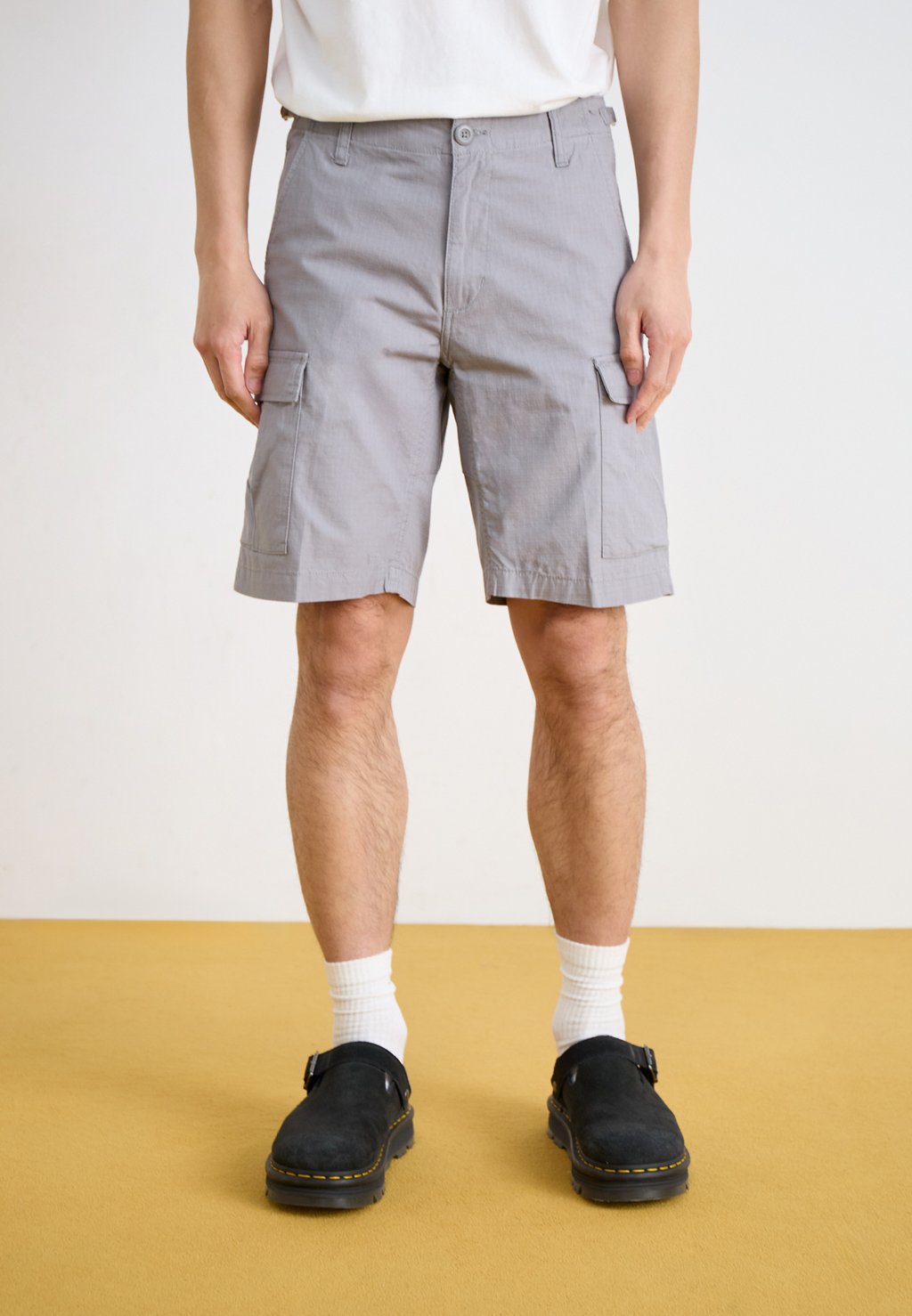 

Шорты AVIATION Carhartt WIP, серый