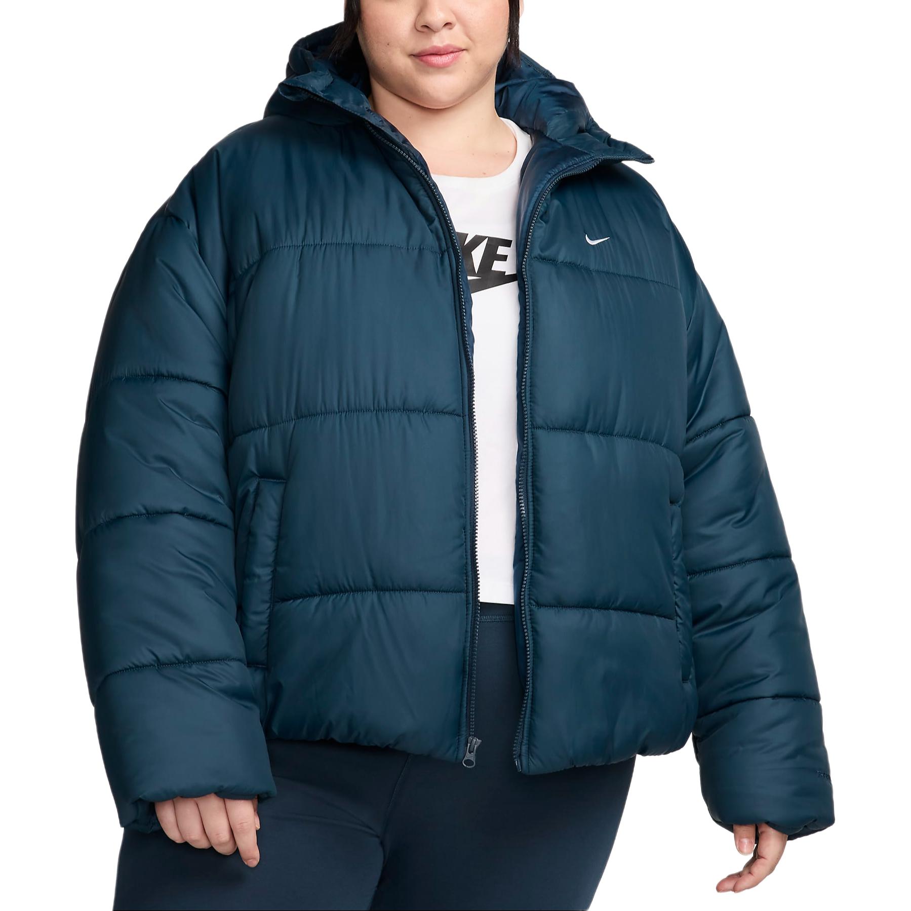 Nike Классическая женская пуховая куртка с капюшоном свободного кроя Therma FIT больших размеров, Arsenal, Marine Blue/White — фото 3