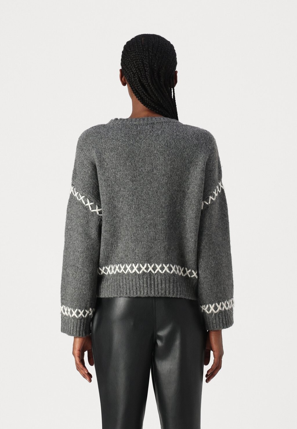 

Джемпер ONLAMANDA LIFE O-NECK DETAIL ONLY, светло-серый