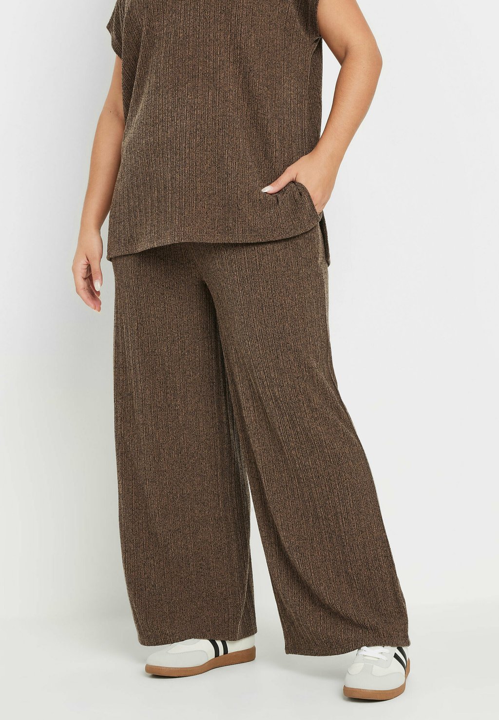 

Брюки WIDE Yours Clothing, коричневый