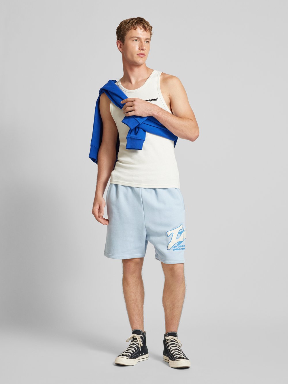 

Спортивные шорты прямого кроя с этикеткой, модель «ASTRO» Low Lights Studios, светло-голубой
