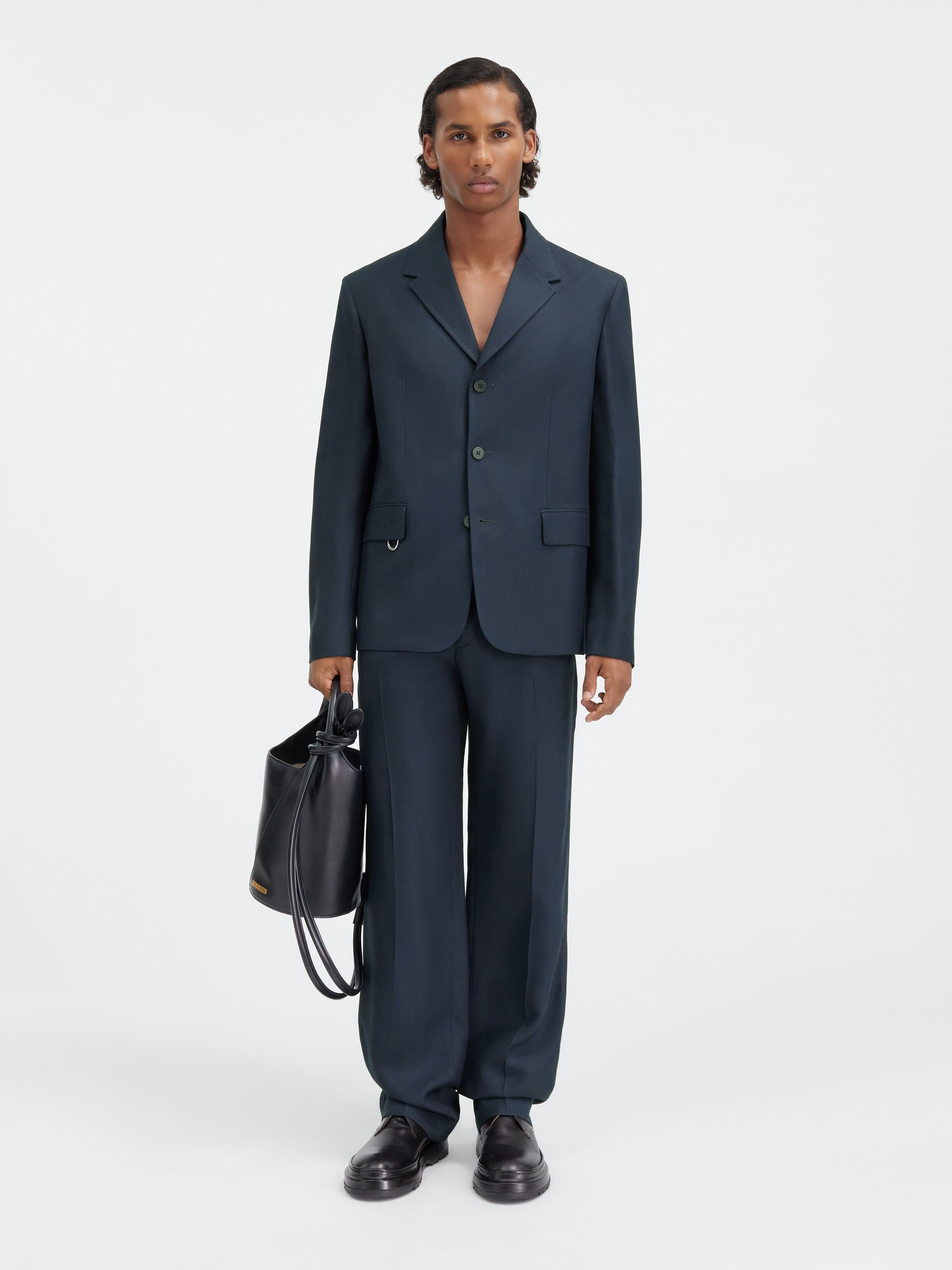 

Квадратный блейзер JACQUEMUS The Cabri jacket, темно-синий