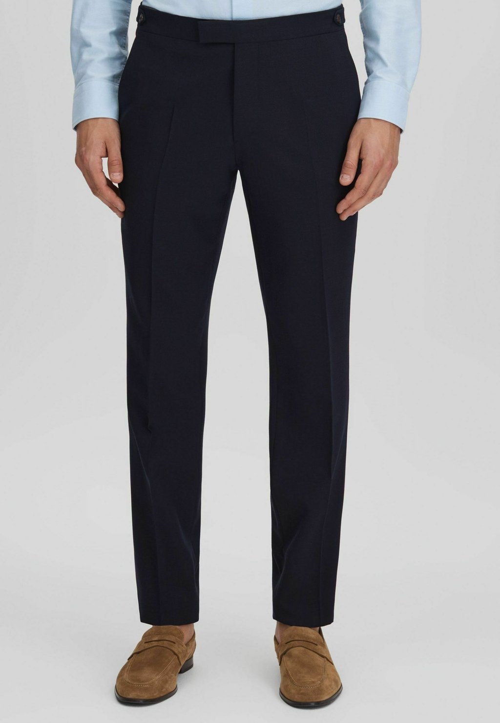 

Костюмные брюки REGULAR FIT BELMONT SIDE ADJUSTER - Trousers Reiss, синий