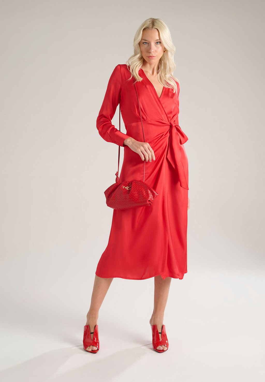 

Коктейльное/вечернее платье WRAP Manila Grace, красный