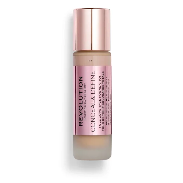 

Скрываем и подчеркиваем тональную основу - f7 Makeup Revolution, цвет f7