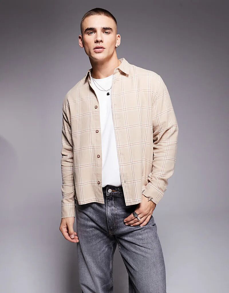 

Свободная рубашка свободного кроя в бежевую клетку ASOS DESIGN