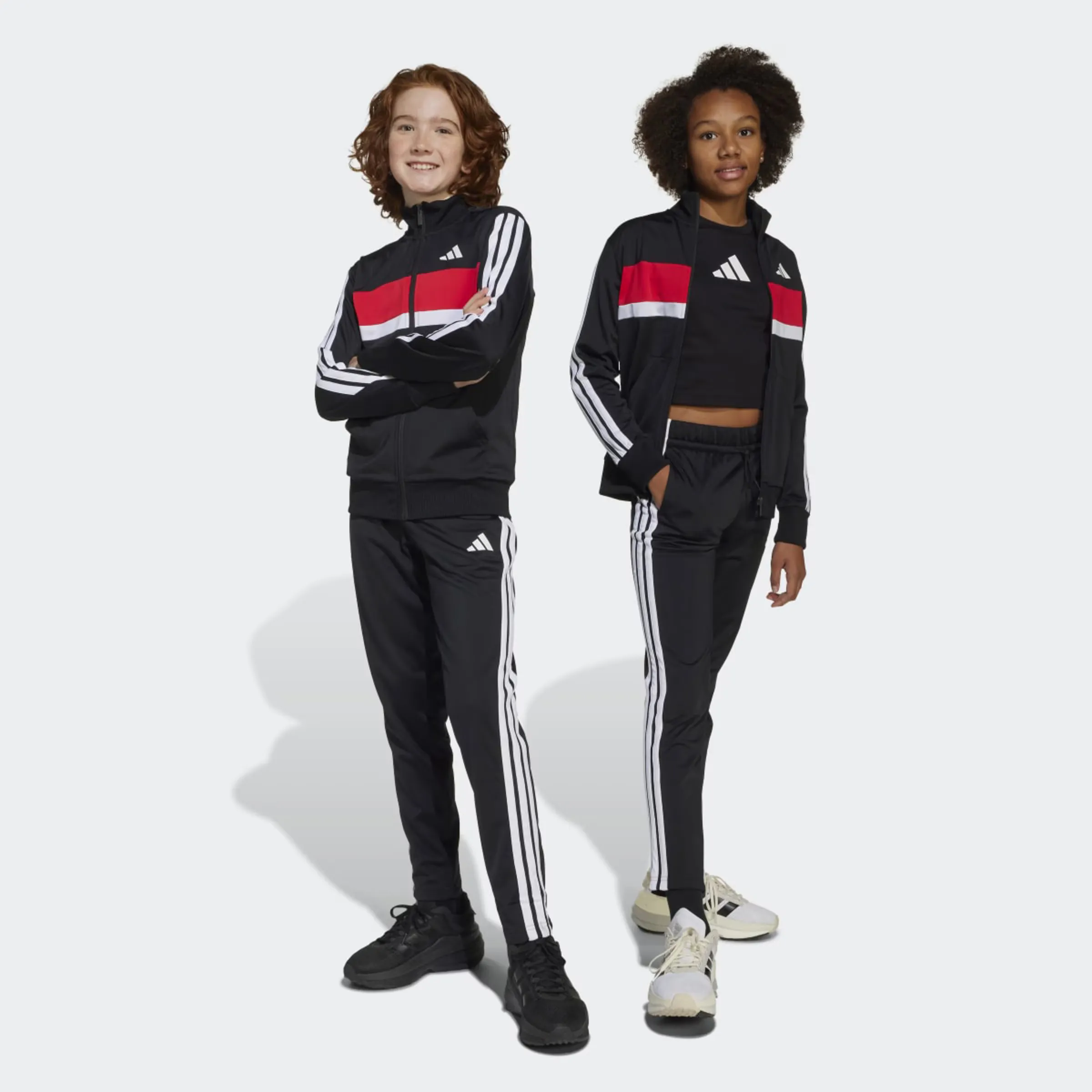

Детский спортивный костюм Tiberio 3S adidas, черный