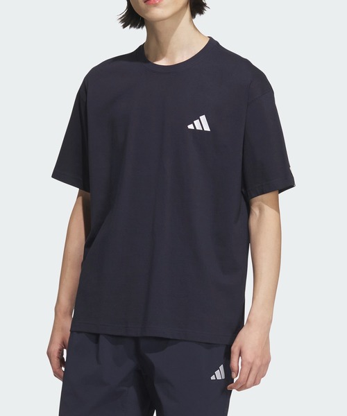 

Футболка свободного кроя с коротким рукавом, небольшой логотип Adidas, темно-синий