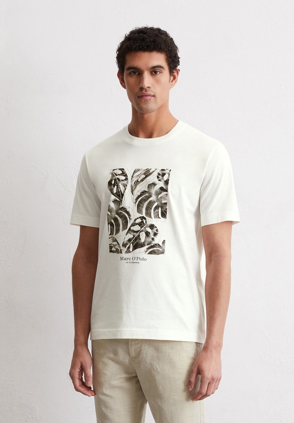 

Футболка с принтом SHORT SLEEVE SEASONAL LOGO ARTWORK Marc O'Polo, белый