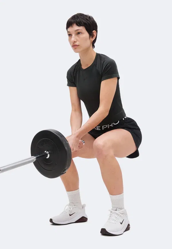 Шорты спортивные короткие Nike Performance, черно-белый — фото 4