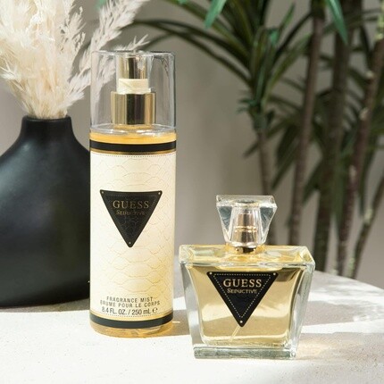 Подарочный набор туалетной воды GUESS Seductive Women из 4 предметов — парфюмерный спрей, 2,5 фл. Оз. Спрей для путешествий 0,5 фл. Унция, лосьон для тела, 3,4 фл. Унция и мешочек — фото 3