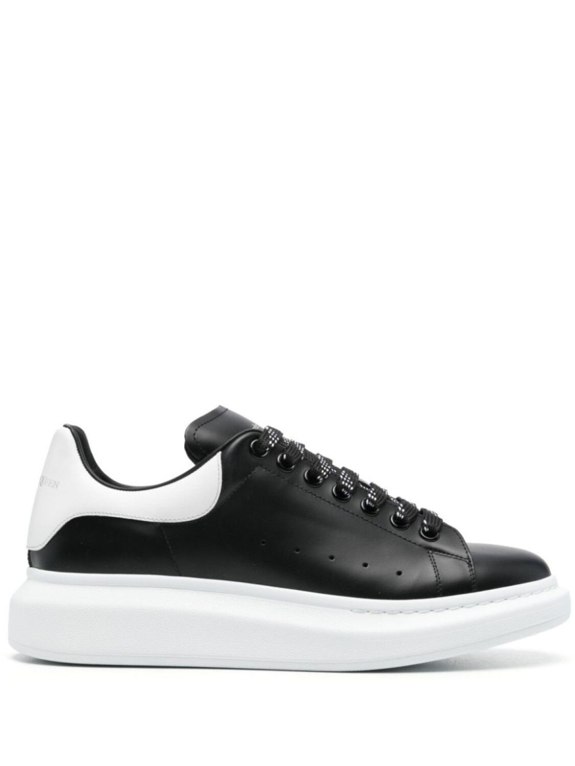 

Alexander McQueen кроссовки Larry, черный